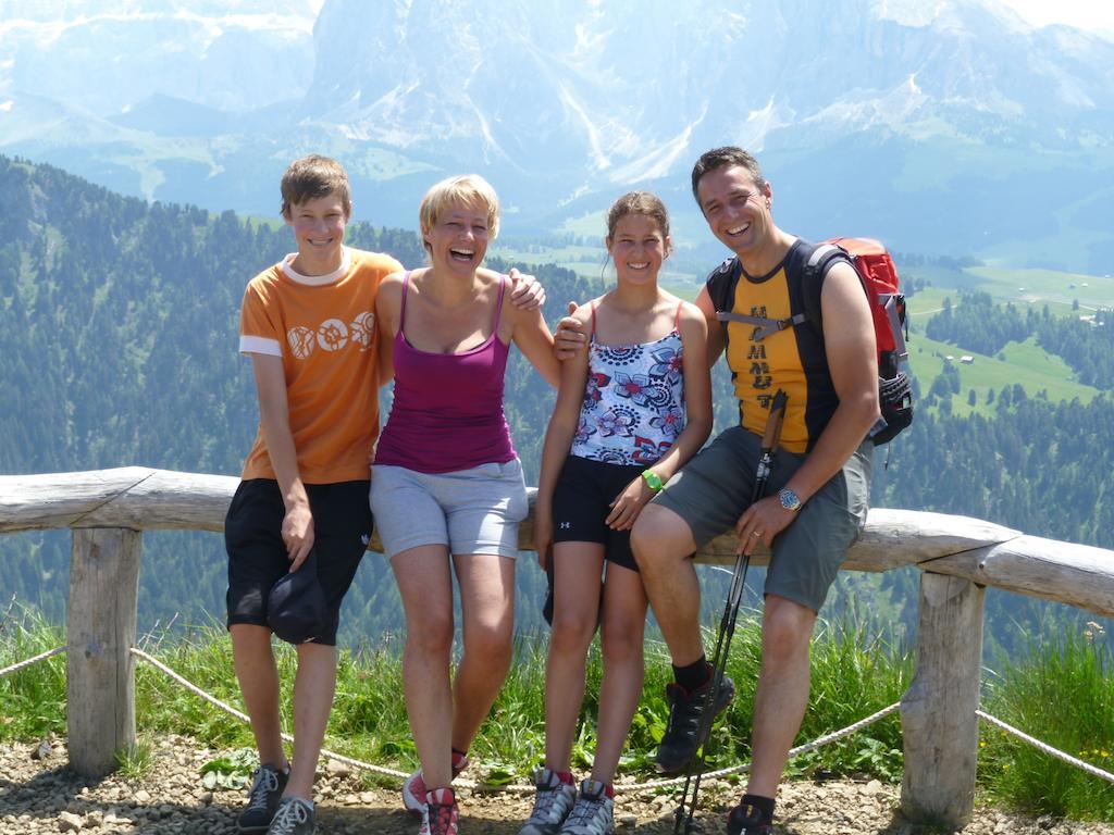Garni Kostner Hotel Ortisei Luaran gambar