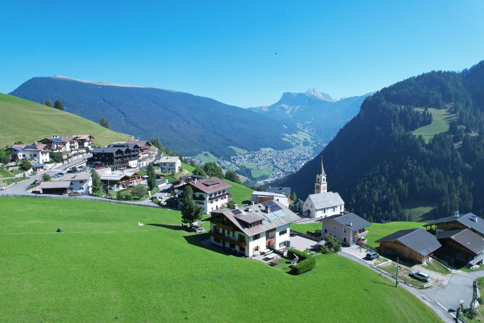Garni Kostner Hotel Ortisei Luaran gambar